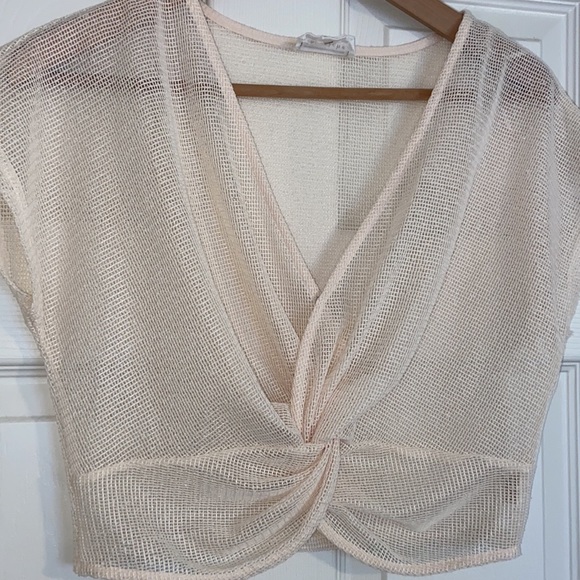 New w/o Tags, Love Riche Cropped Mesh Top , Size Small - Picture 4 of 9